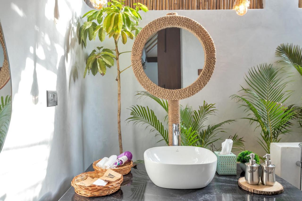 Oia Goa - Private Pool Hotel วากาตอร์ ภายนอก รูปภาพ